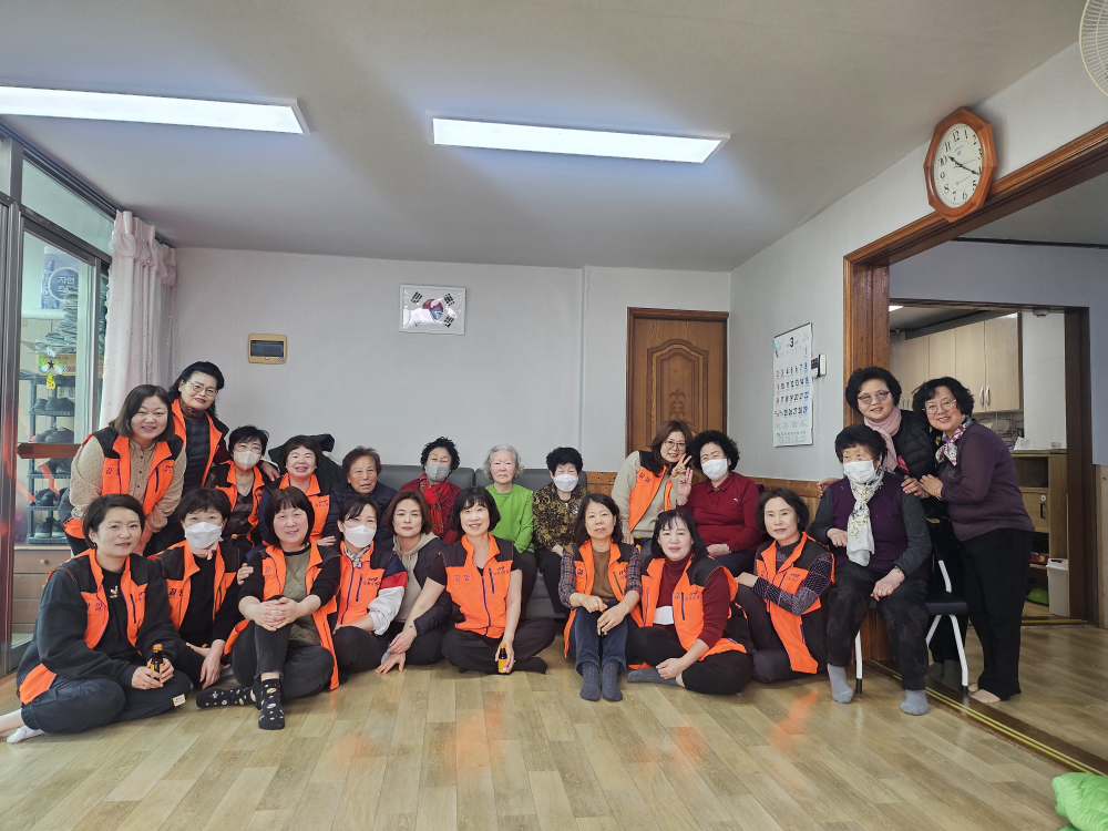 발마사지 봉사활동1.JPG