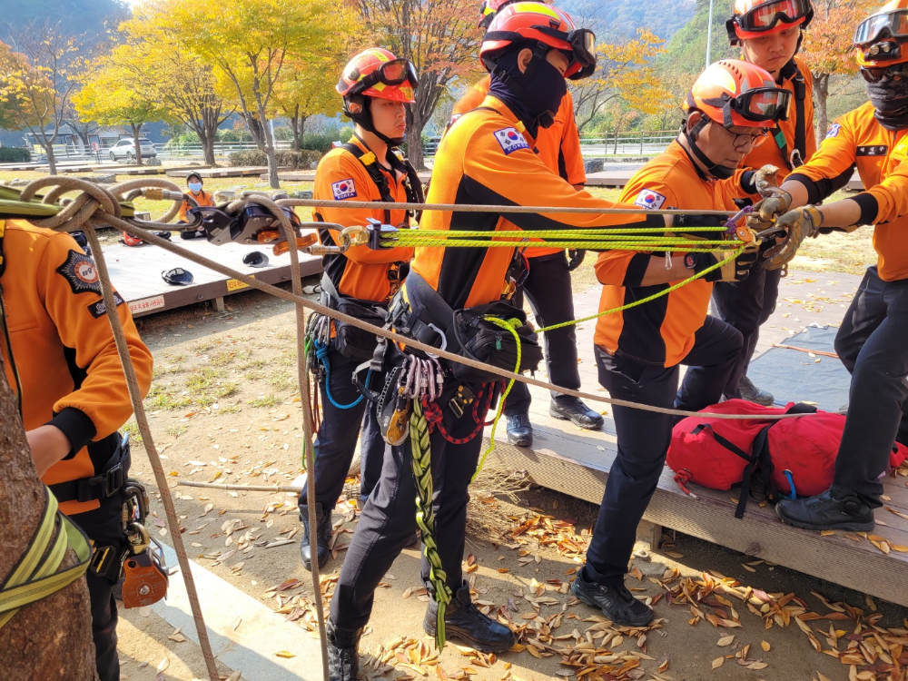 (10.16.)홍천소방서, 산악사고 구조훈련.png