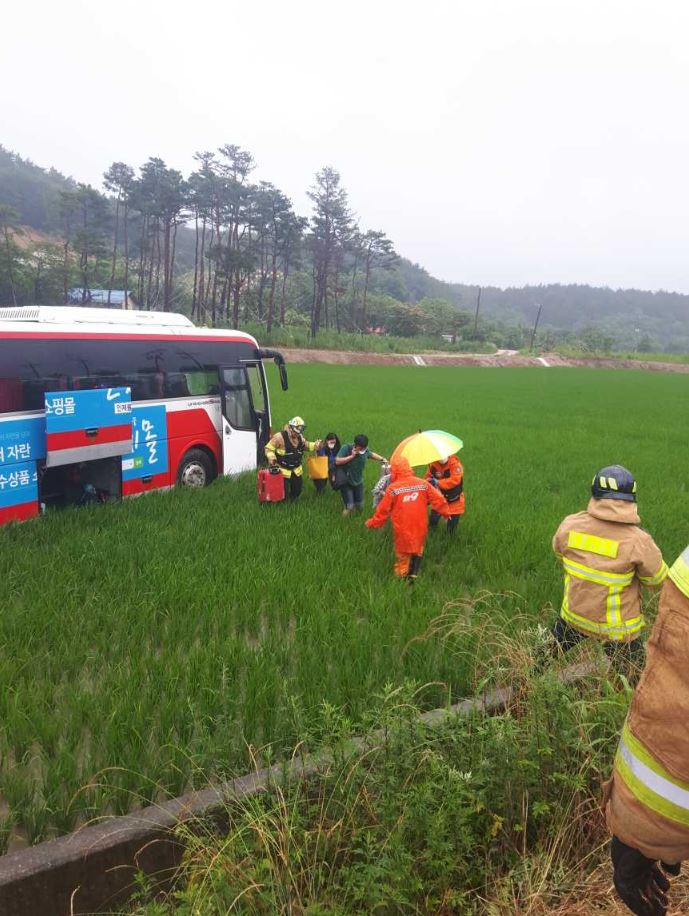 고성군 버스 교통사고03.JPG