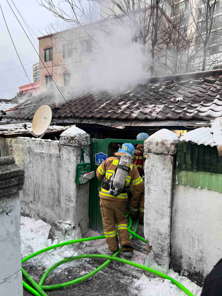 춘천시 소양로2가 주택화재 1.jpg