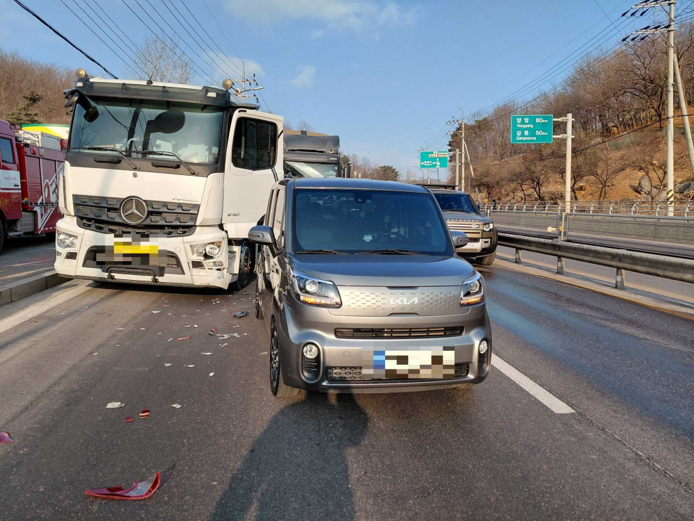 0848 동해 효가동 교통사고.jpg