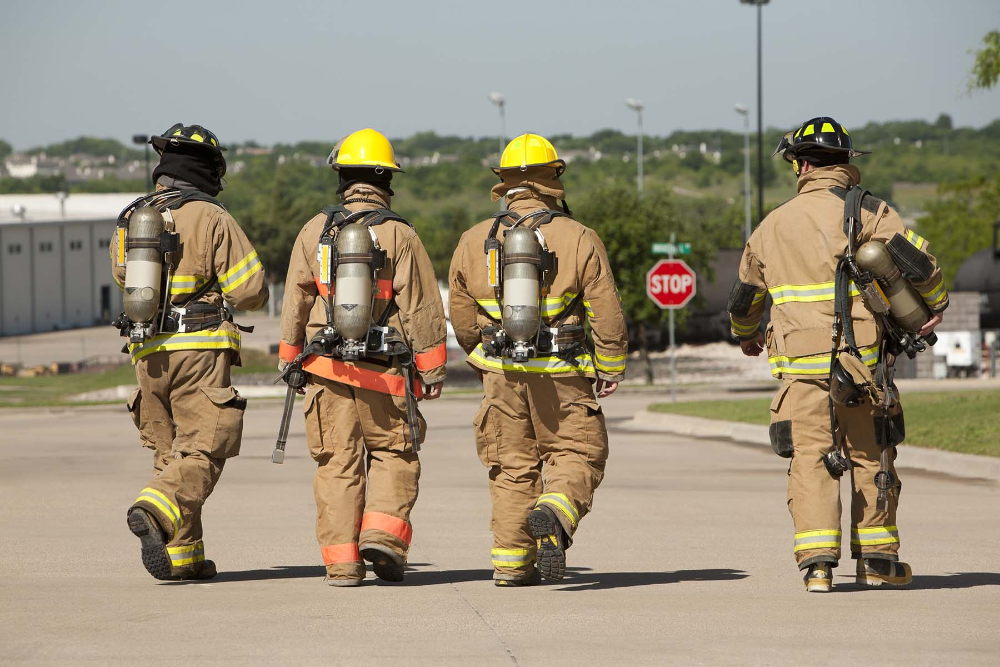 firefighters_after_fire.1800x1200.jpg