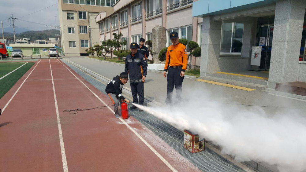 20170425봉평초등학교합동소방훈련1.jpg