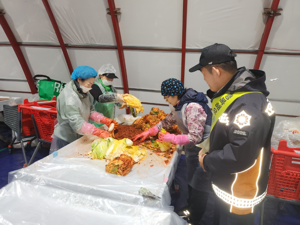 평창소방서, 평창고랭지 김장축제장 소방안전문화 확산 캠페인(6).jpg