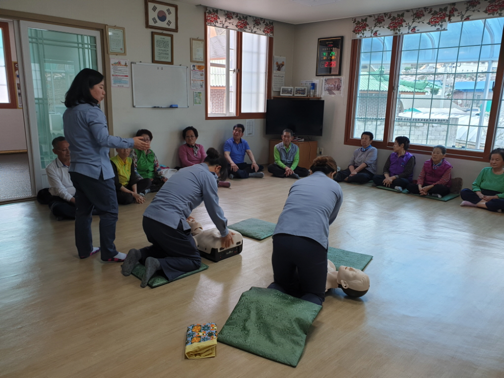 [보도자료-태백소방서]_2019.04.25.태백소방서,_소도경로당_찾아가는_소방안전교육_실시.jpg