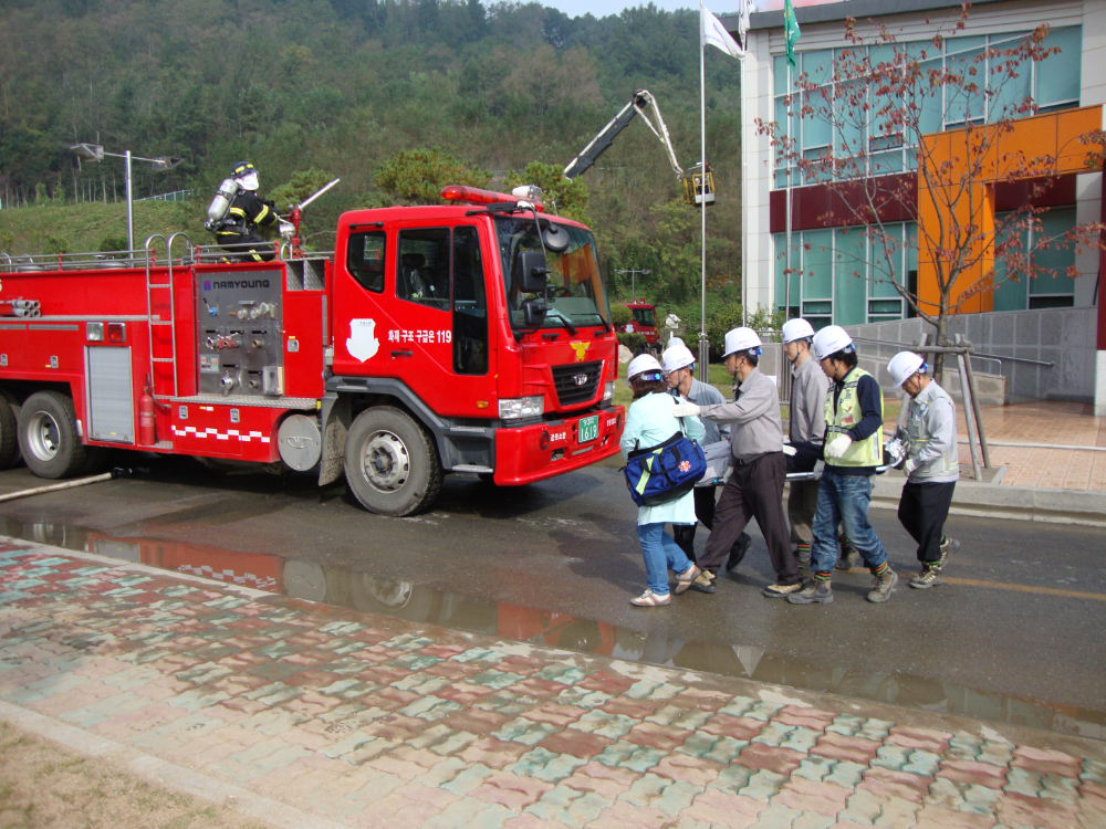 20101013ywfire1-1.JPG