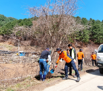 춘천소방서, 식목일 기념 "따듯한 나무심기 행사"